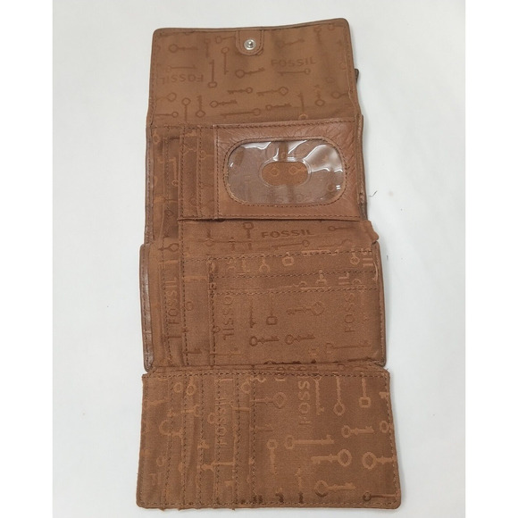Fossil Brown Leather Credit Card ID Window Trifold Wallet - Picture 11 of 15